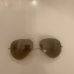 Ray ban aviator gradient